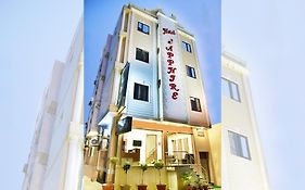 Hotel Sapphire Opposite Golden Temple